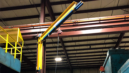 Swing Arm Fall Protection for Machine Maintenance